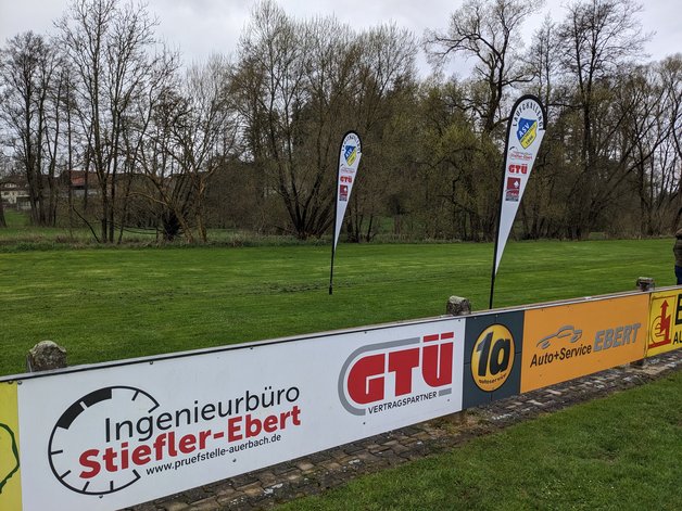 Bandenwerbung des Ingenieurbüros